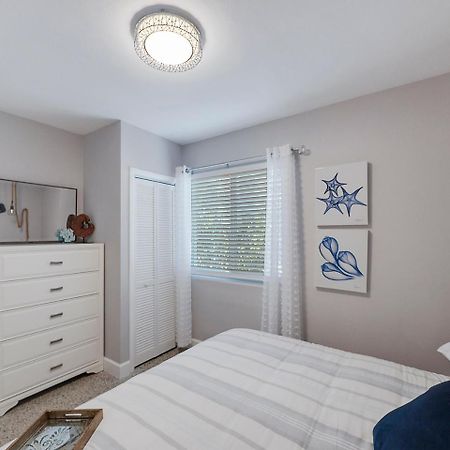Beautiful 1 Bedroom Steps To The Beach! West Palm Beach Extérieur photo