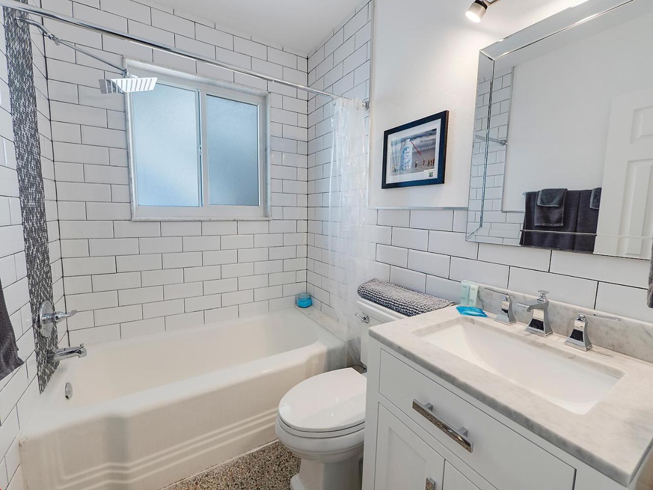 Beautiful 1 Bedroom Steps To The Beach! West Palm Beach Extérieur photo